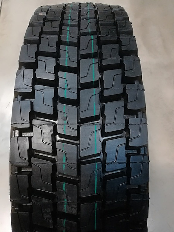 Vraník 295/80 R 22,5 MIDAS M10 295/80R22,5