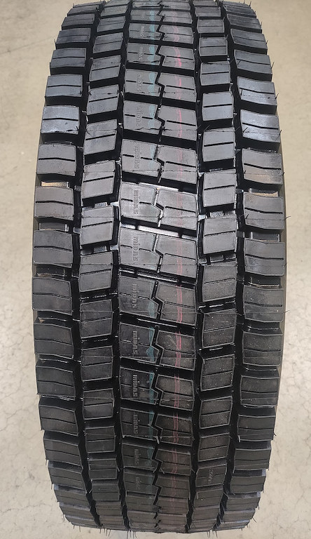 Vraník 295/60 R 22,5 LHT 295/60R22,5